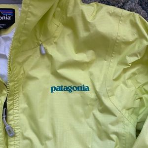 Women’s Patagonia Rain Jacket